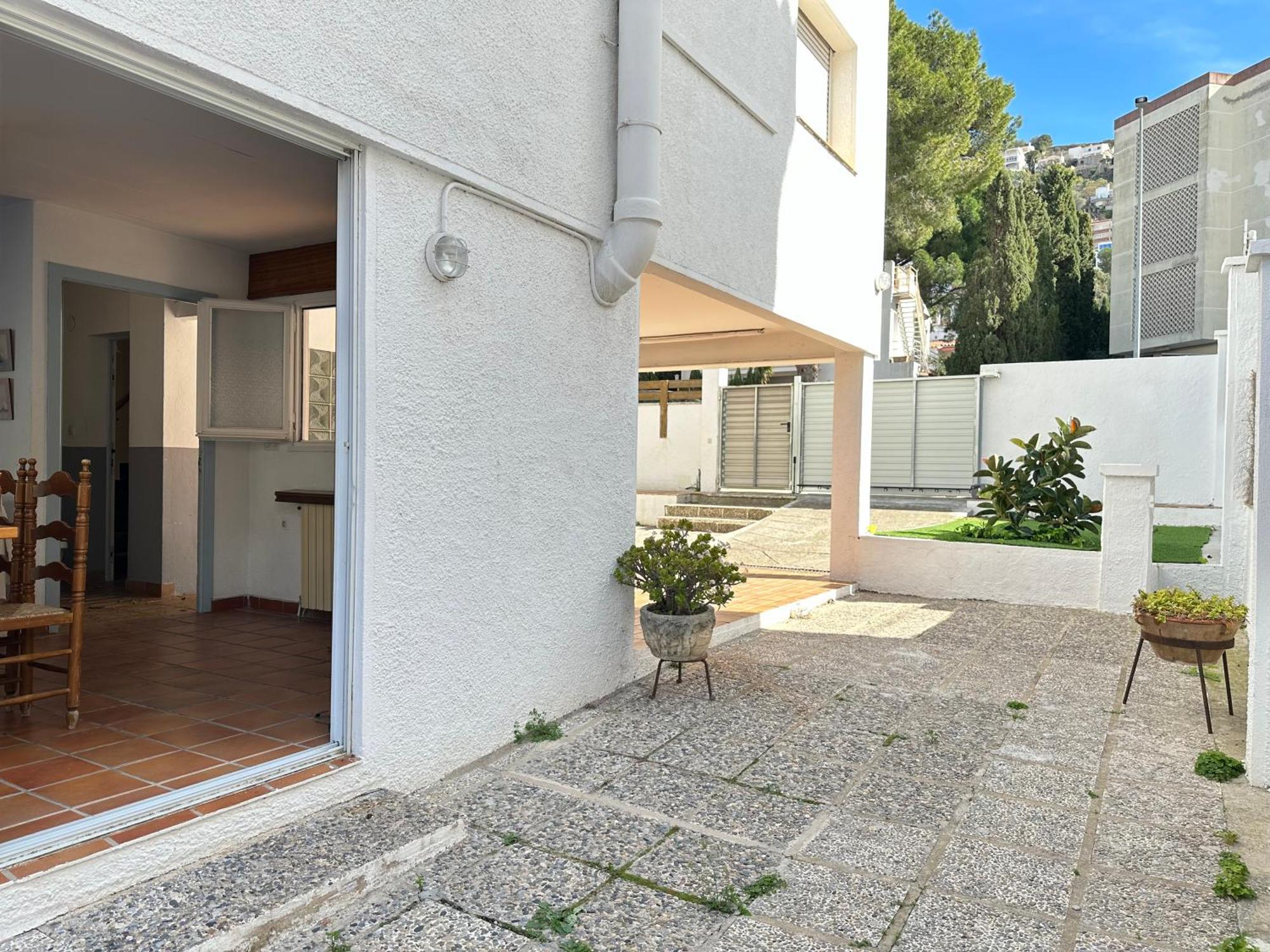 Agi Riu Segre Villa Roses Extérieur photo