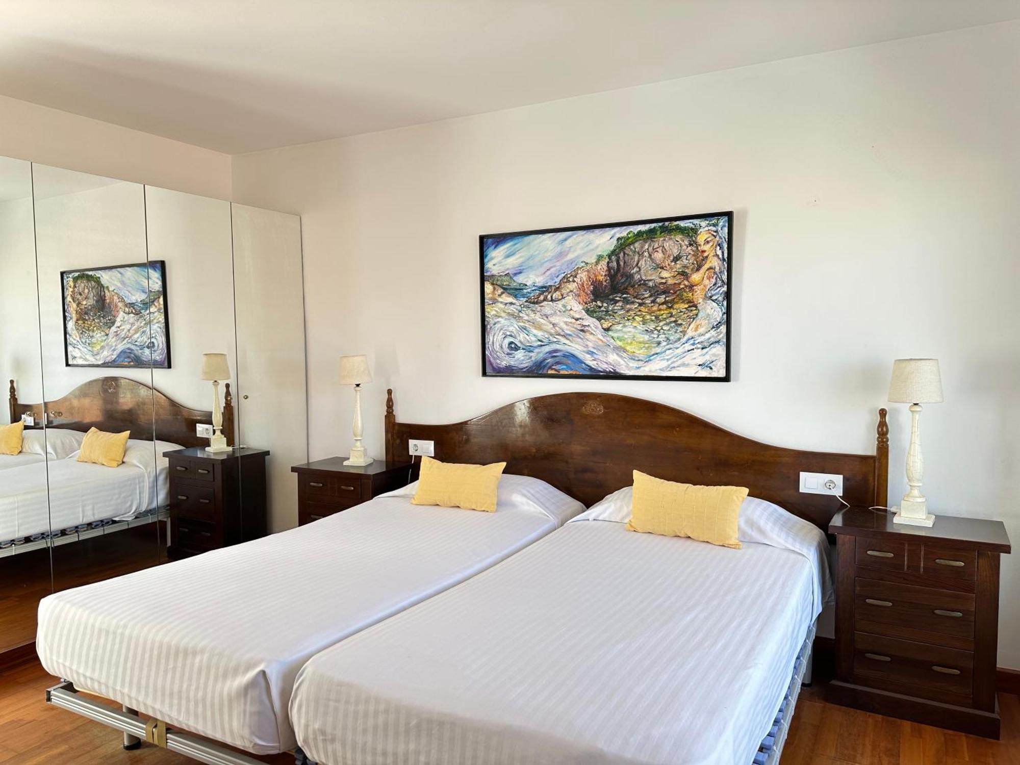 Agi Riu Segre Villa Roses Extérieur photo